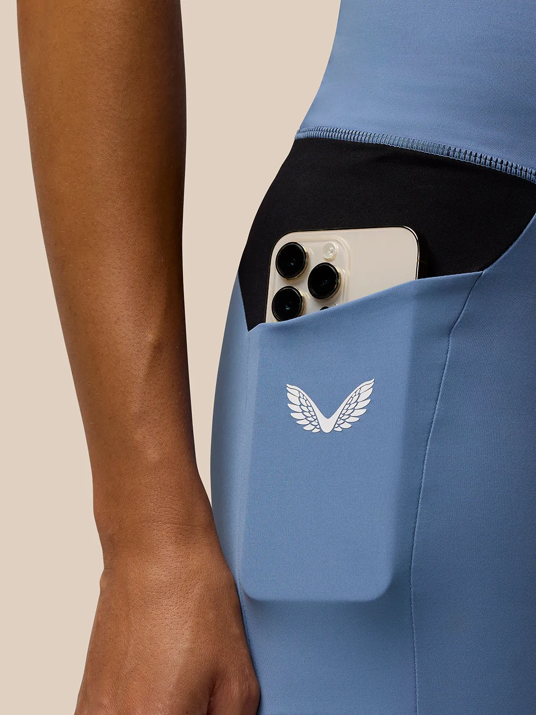 Women's Apex Training Cycle Shorts - Light Blue